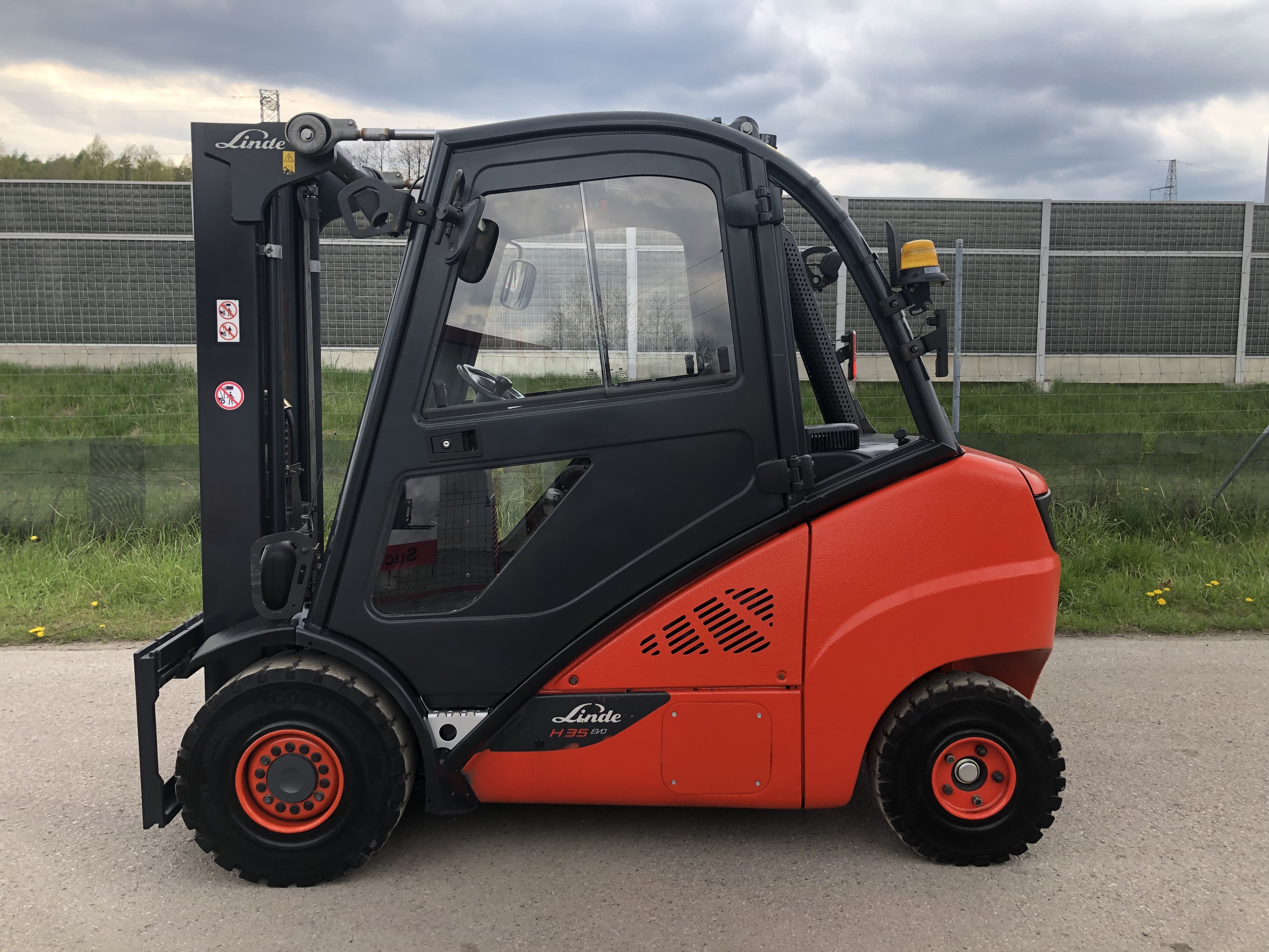 Linde H35D-02